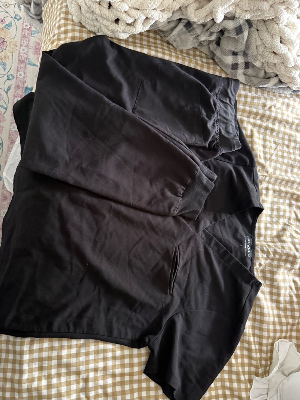 Women’s Black Scrub Set - V-Neck Top & Elastic Waist Pants